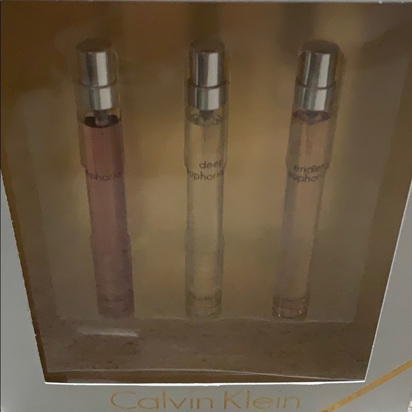 Calvin Klein 3 pc euphoria spray - Picture 2 of 3